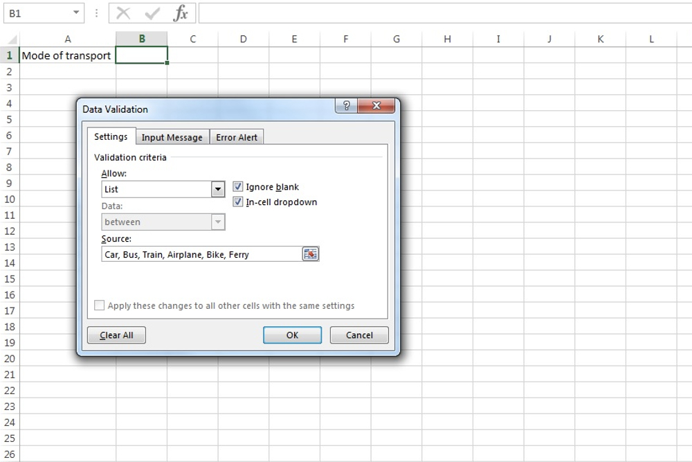 Inserindo dados manualmente no campo Origem para uma lista suspensa no Microsoft Excel.