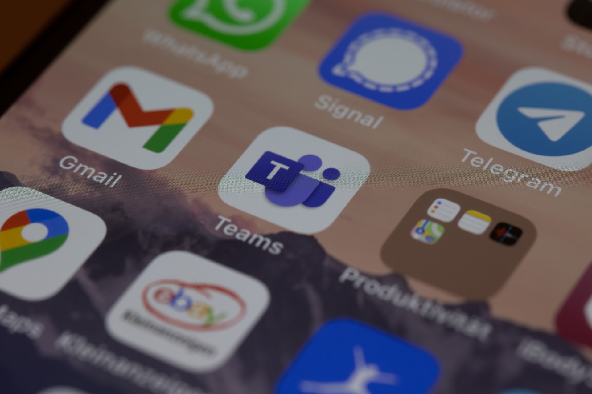 How to log out of a Gmail account on your iPhone - Vimarsana News