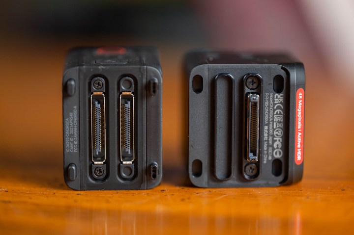 Insta360 One RS module connectors.
