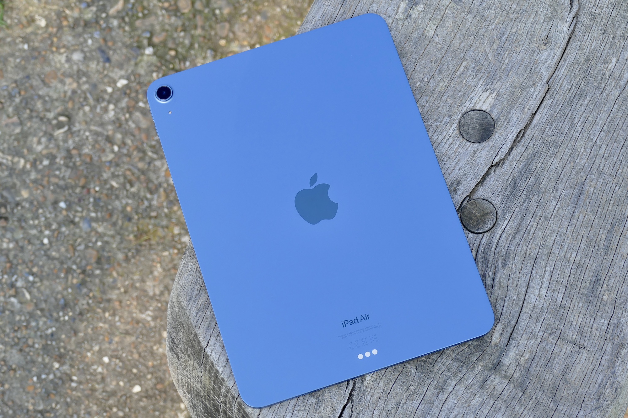 The back of the iPad Air 5.