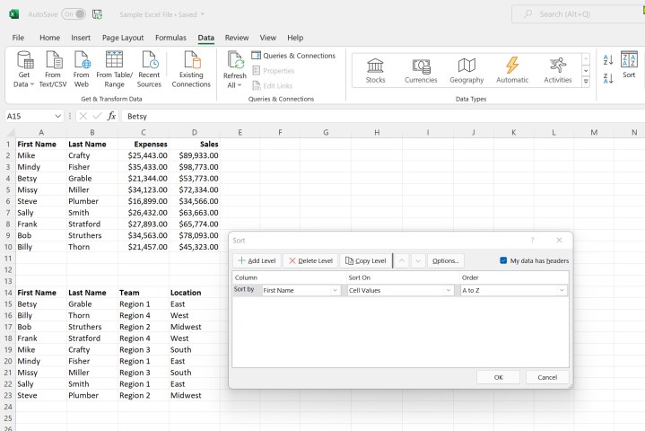 选择一个表并使用 Microsoft Excel 中的“排序”按钮。