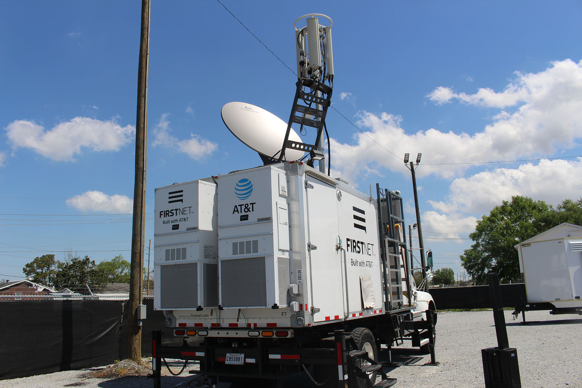 AT&T Offers Discounts to First Responders for Consumer Plans | Digital ...