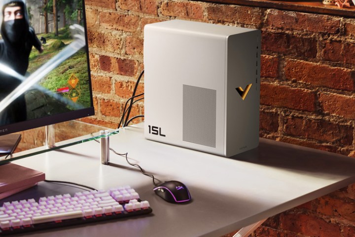 HP Victus 15L Gaming PC on a desk.