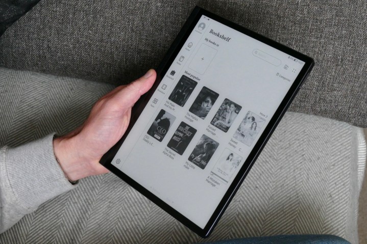 Bookshelf app on the Huawei MatePad Paper.