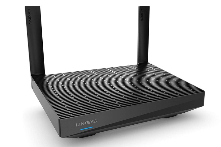 Il router Linksys Max-Stream AX1800 Dual-Band Wi-Fi 6 su sfondo bianco.