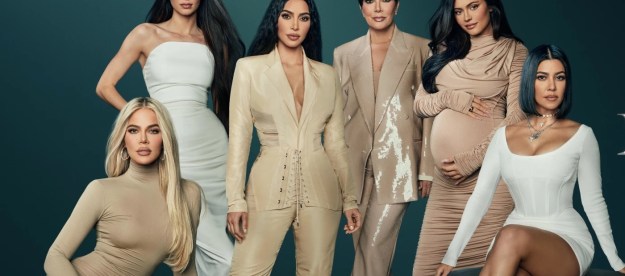 how to watch the kardashians for free press image