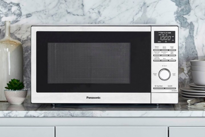 Panasonic microwave that works with Alexa.