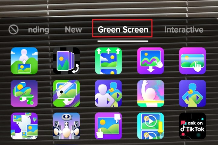 Il menu degli effetti dello schermo verde di TikTok.