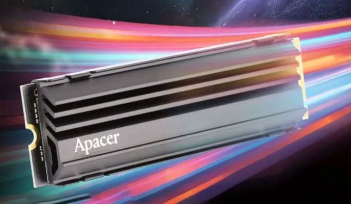 Apacer SSD di atas latar belakang berwarna-warni.