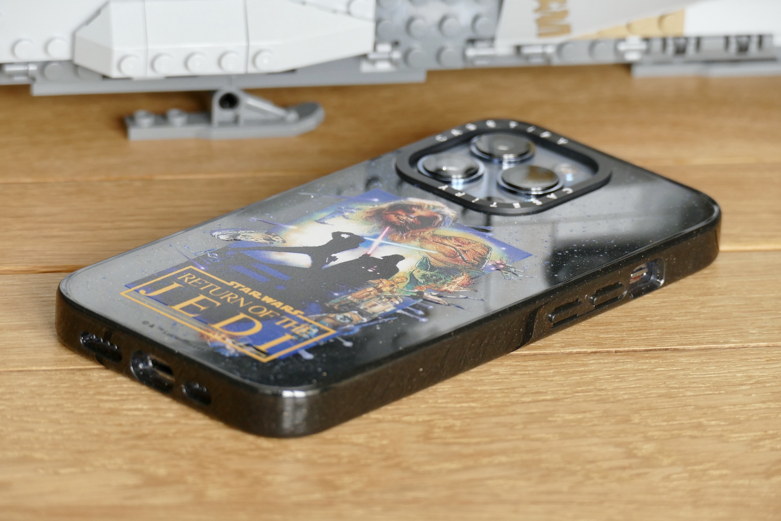 Casetify's Return of the Jedi Impact Case from the side.