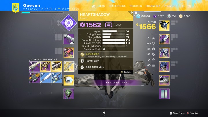 A tela de inventário de um Destiny 2 Guardian, com a espada Heartshadow destacada.