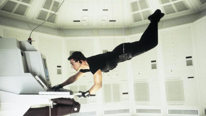 Tom Cruise recita in Mission: Impossible (1996).