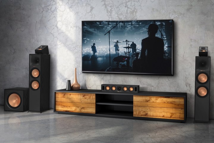 Klipsch Reference R-800F, R-40SA, R-30C, and R-121SW speakers.