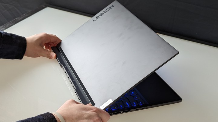Lenovo Legion Slim 7i hands-on review: Portable powerhouse | Digital Trends