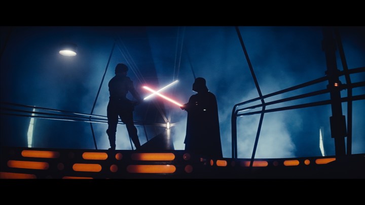 Un'immagine di Star Wars: The Cinematic Vision con Darth Vader e Luke Skywalker.