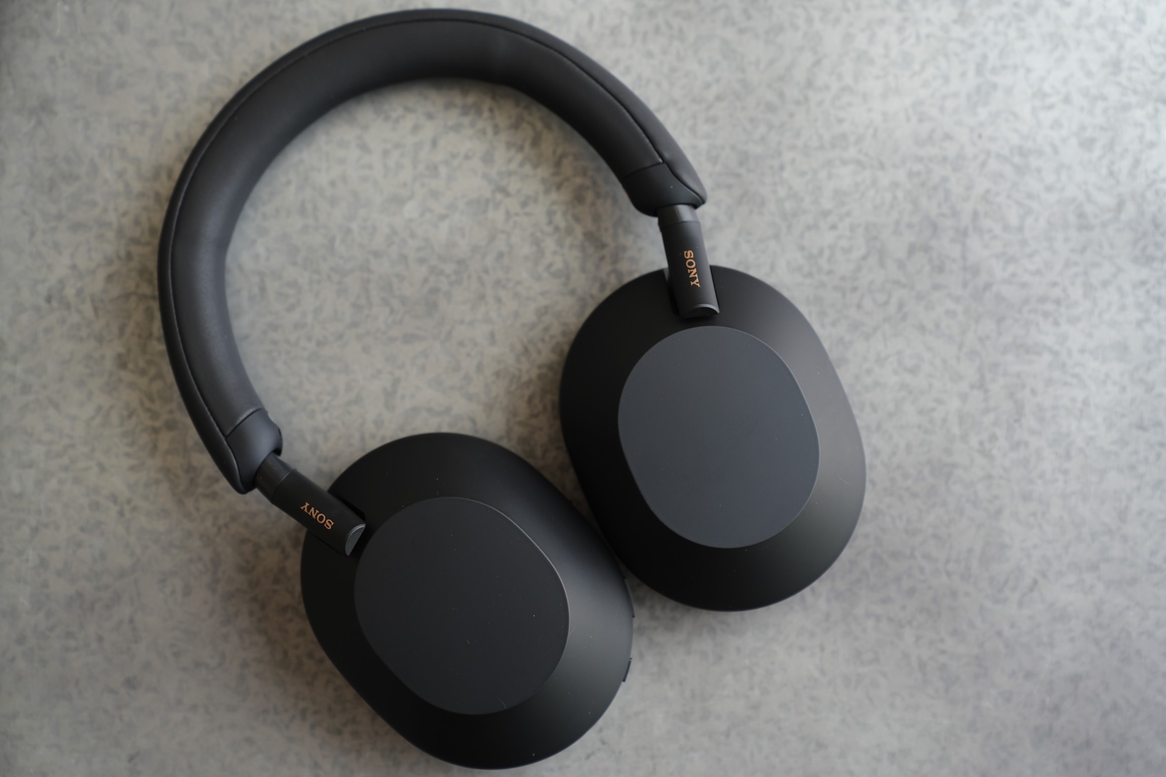 Sony New Headphonessony Wh-1000xm5 Wireless Noise-canceling Headphones  With Mic