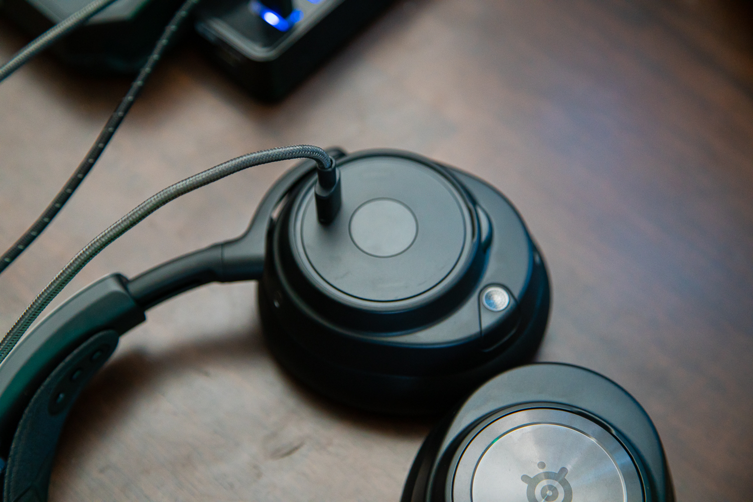 The BEST Wireless Gaming Headset! Steelseries Arctis Nova Pro Review 