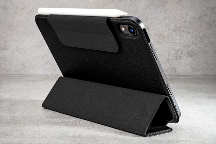 The Torro Magnetic case on a tabletop.