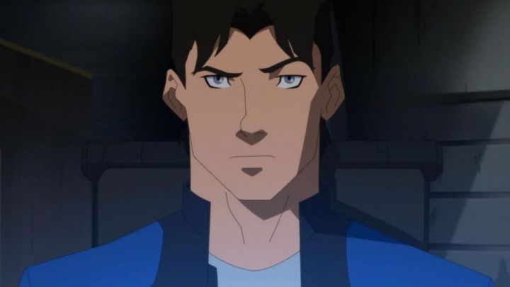 Dick accigliato in Young Justice: Phantoms.