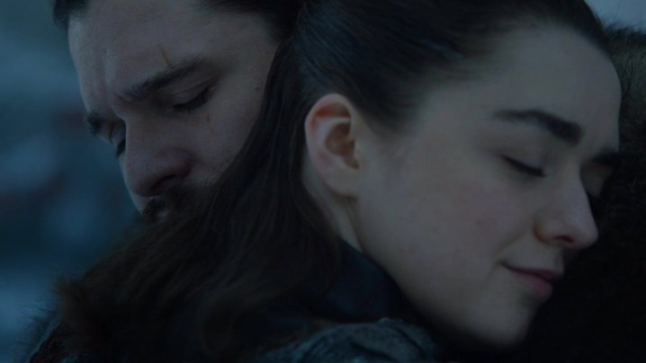La commovente riunione di Jon e Arya nella stagione 8 di Game of Thrones.