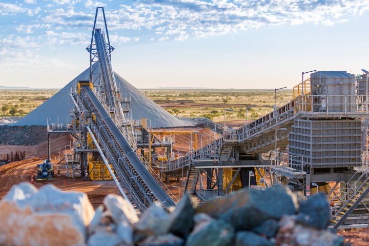 Sitio de minería de litio en Australia. 