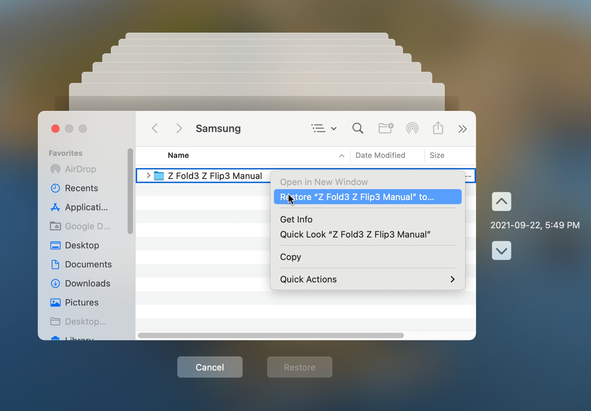 Captura de tela do Time Machine restaurando um arquivo ou pasta do Mac