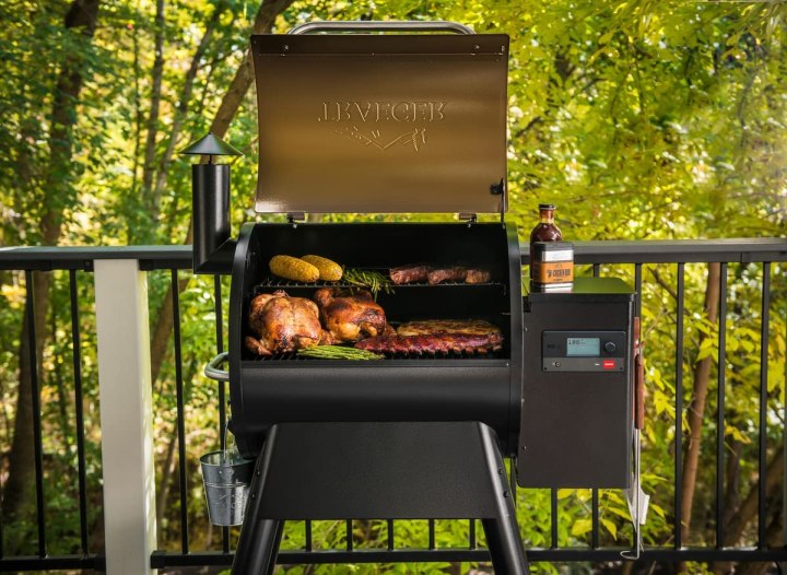 The Traeger Grills Pro Series grill.