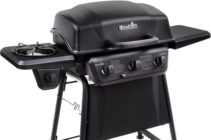 The Charbroil Classic 360 Outdoor Grill.