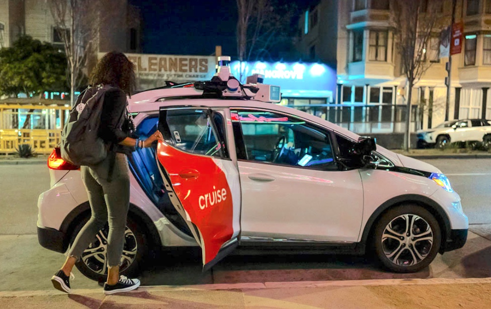 GM to cut funding for driverless startup Cruise, report says - Vimarsana News