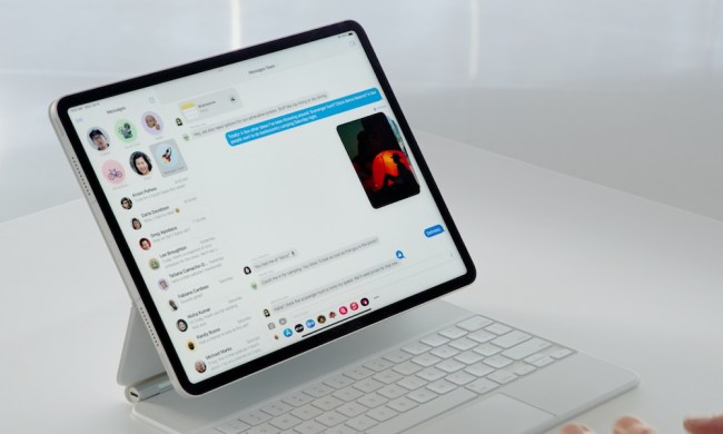 An iPad using new collaboration features hooked up to a tablet keyboard.