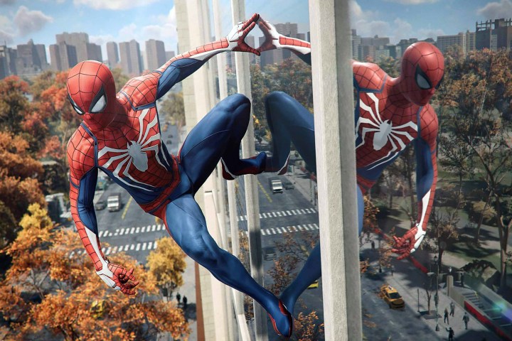 Spider-Man si trova sul lato di un edificio in Spider-Man Remastered.