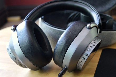 The best noise-canceling headphones for 2022
