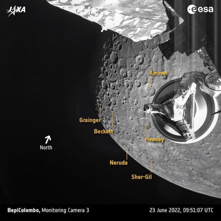 Merkurius dilihat dari pesawat ruang angkasa ESA.