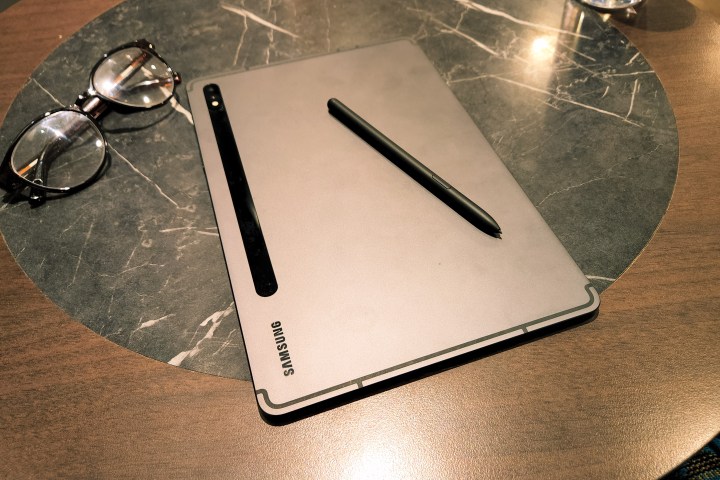 samsung galaxy tab s8 rear panel - Dimentica il nuovissimo iPad di Apple: il Galaxy Tab S8 dovrebbe essere il tuo prossimo tablet