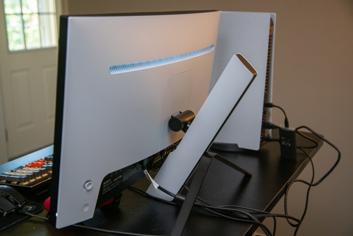 La parte posteriore del monitor da gioco Sony InZone M9.