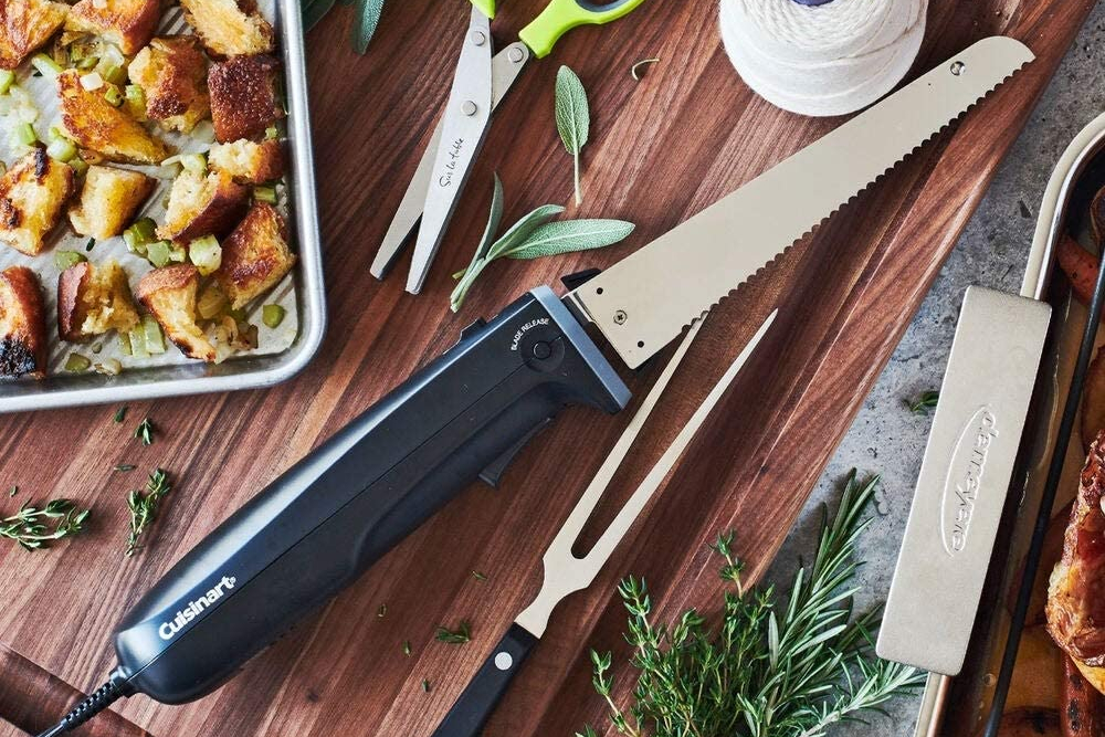 New Mueller Ultra-Carver Electric Knife, includes 2 prong fork, model  EK-370WH