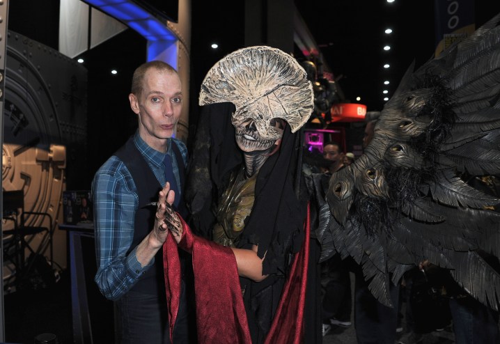 Doug Jones and a cosplayer dressed as the Angel of Death at the 2018 SDCC.