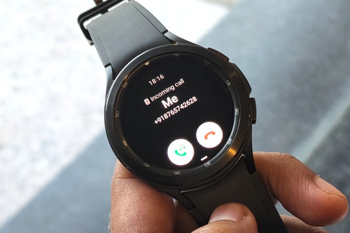 Samsung Galaxy Watch 4 chiama
