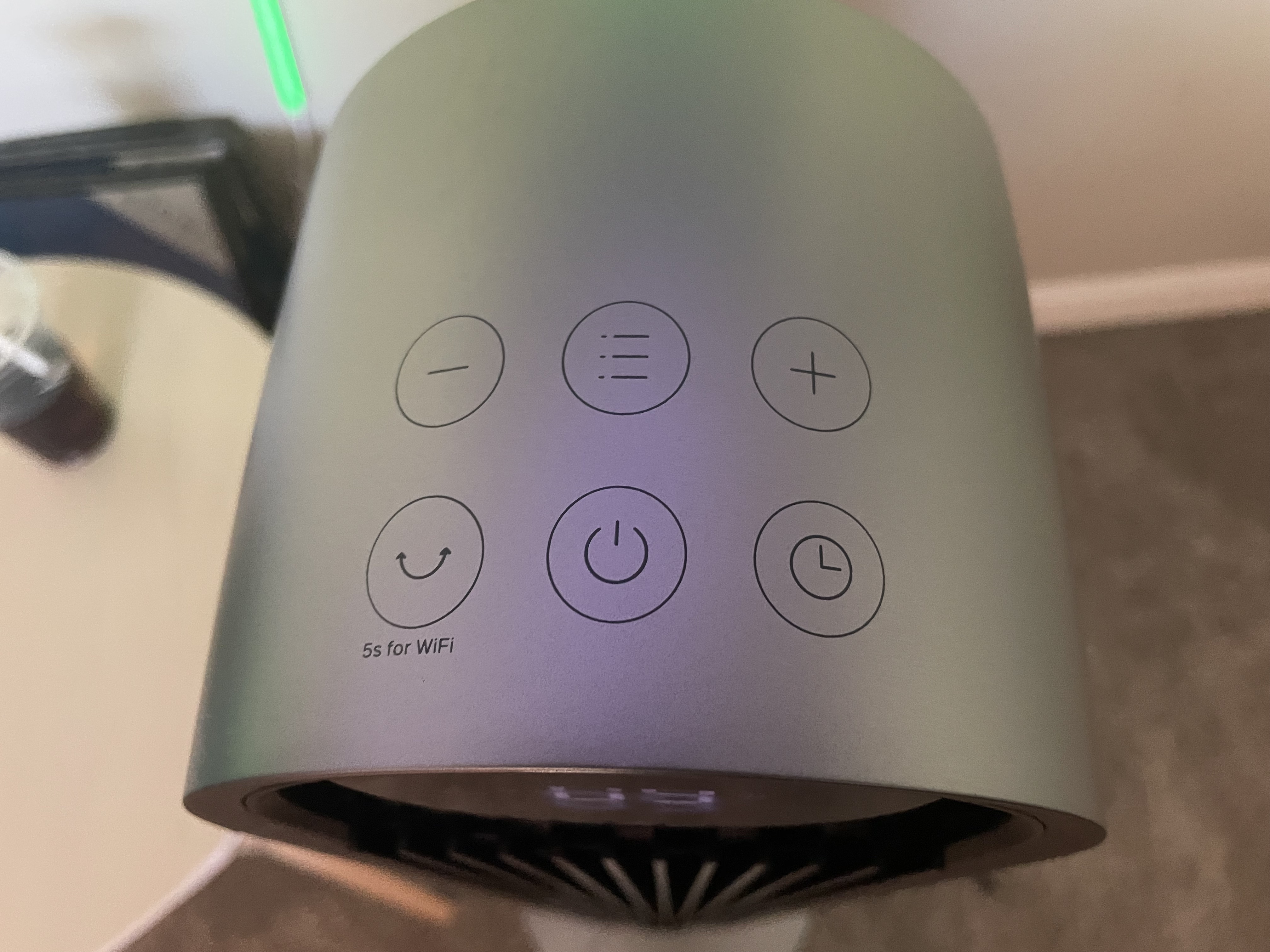 Os controles do dispositivo Dreo Smart Fan.