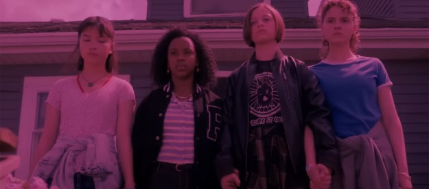 The cast of Paper Girls.
