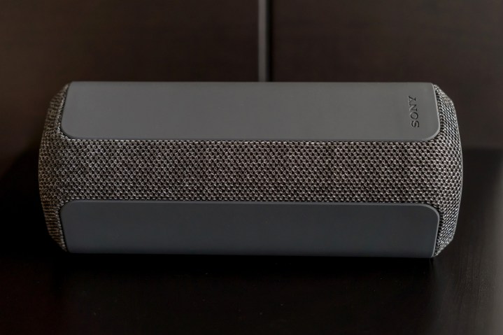 Sony SRS-XE200 review: sweet sound, tough little speaker | Digital Trends