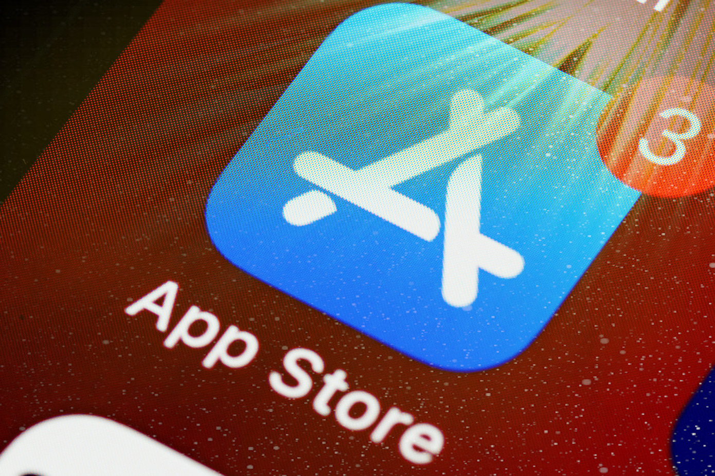 Apple eases App Store restrictions to allow game-streaming apps - Vimarsana News