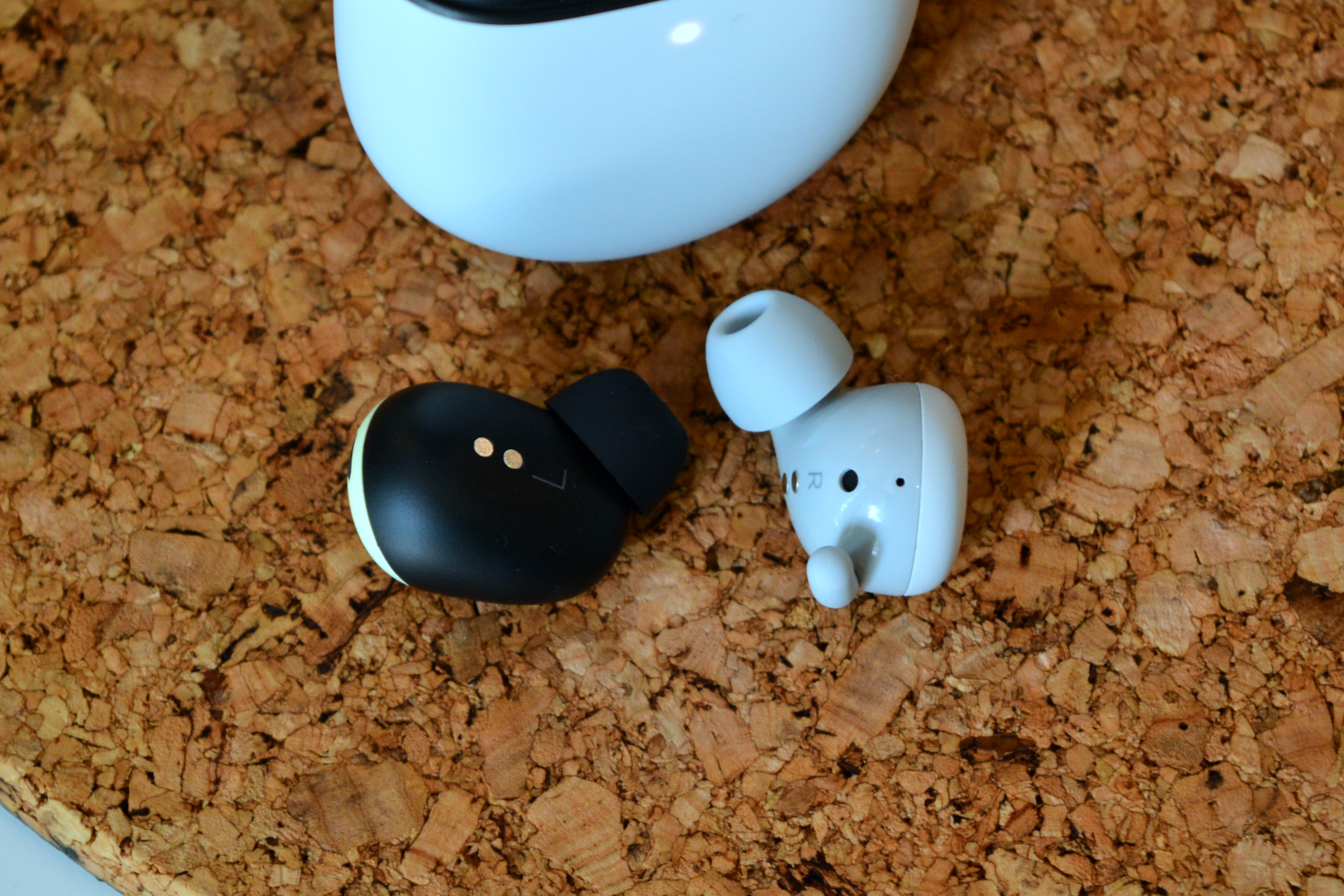 Google quietly releases Pixel Buds A-Series in Charcoal