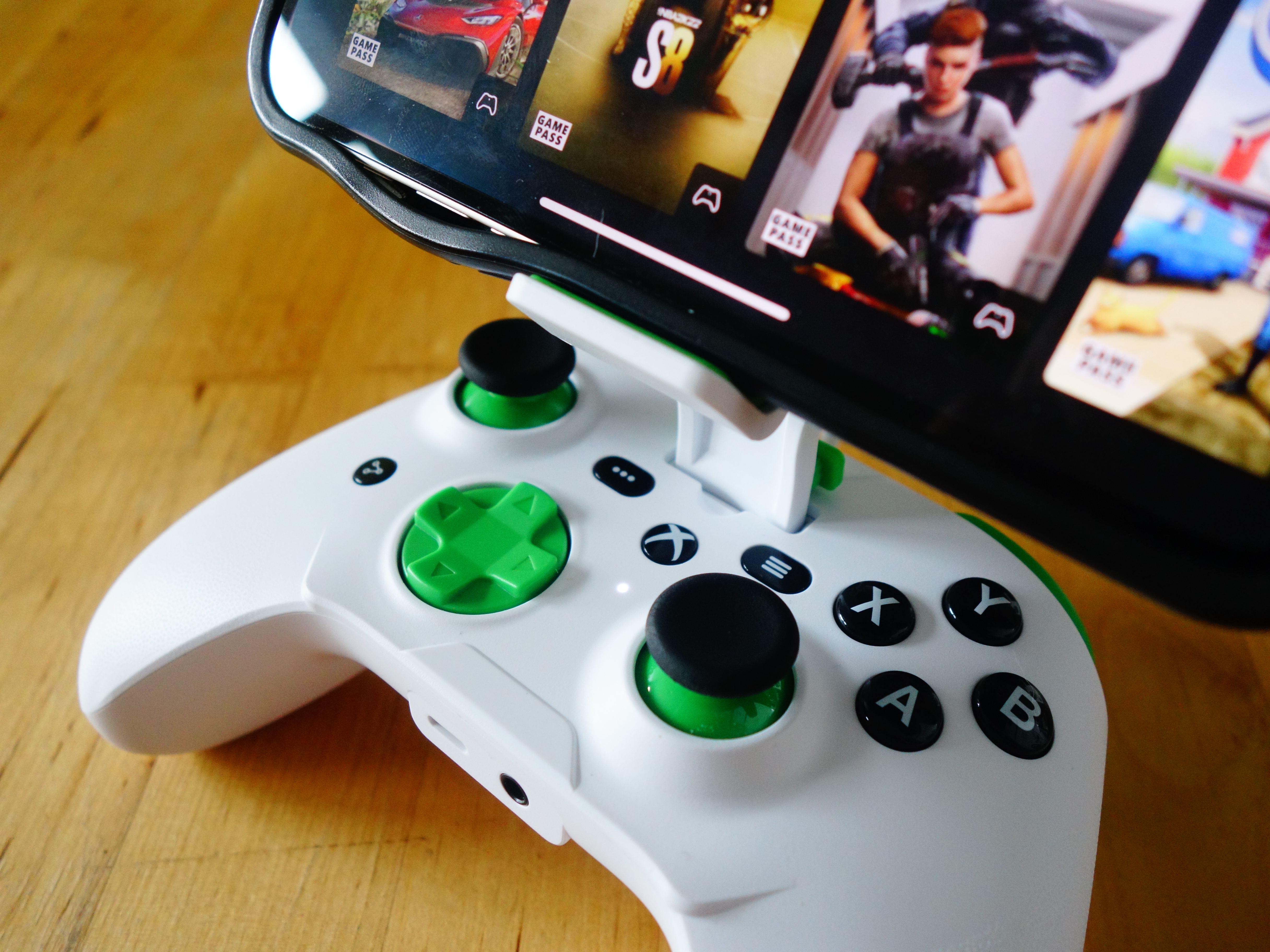 RiotPWR Xbox cloud gaming controller review: You can do better