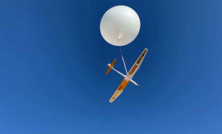 Motorless sailplane for exploring Mars soars like albatross