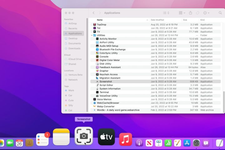 The Finder's Applications tab has a Utilities folder that contains the Screenshot app, which can be dragged to the Mac's Dock.