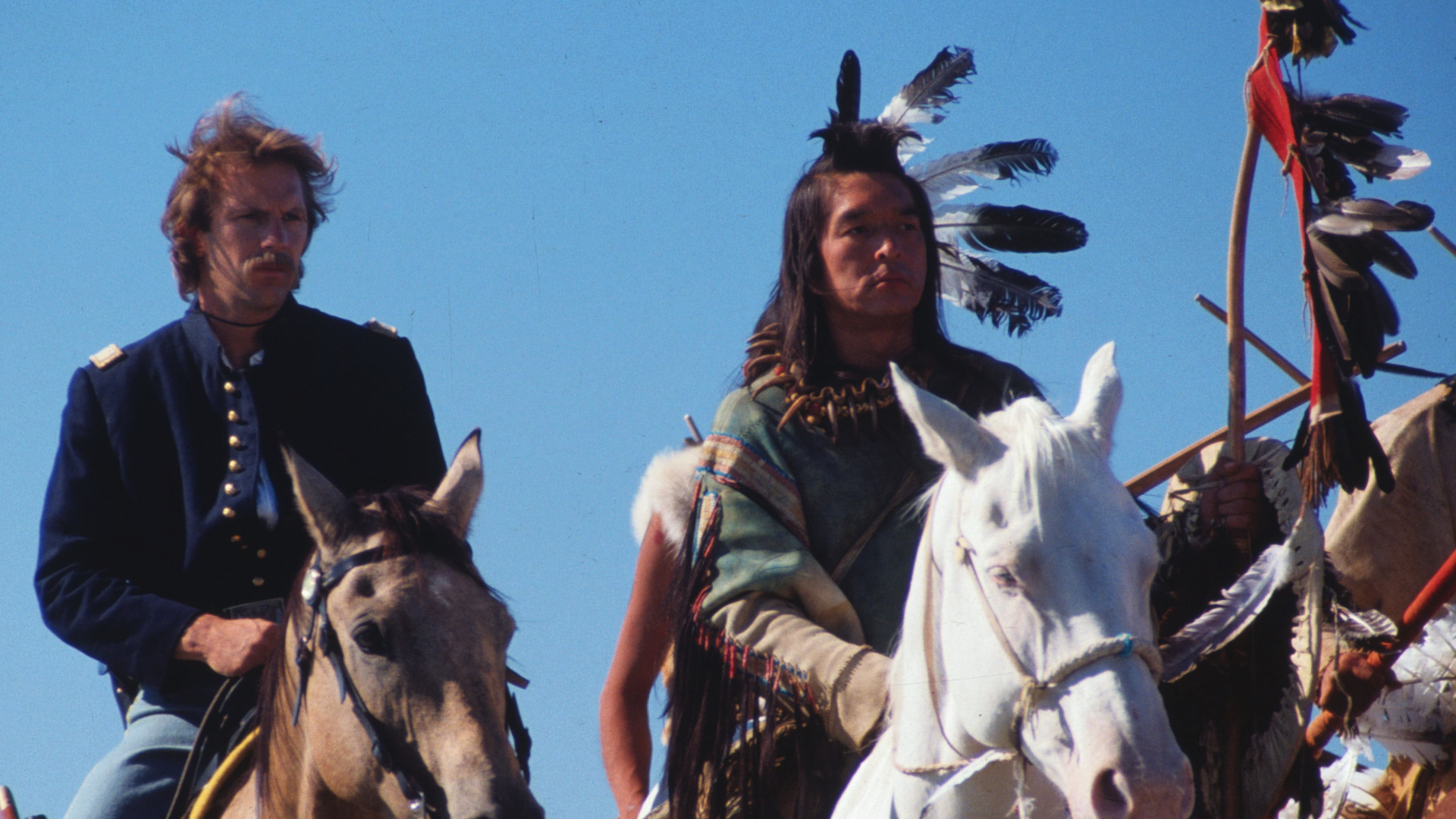 Kevin Costner e Graham Greene em Danças com Lobos