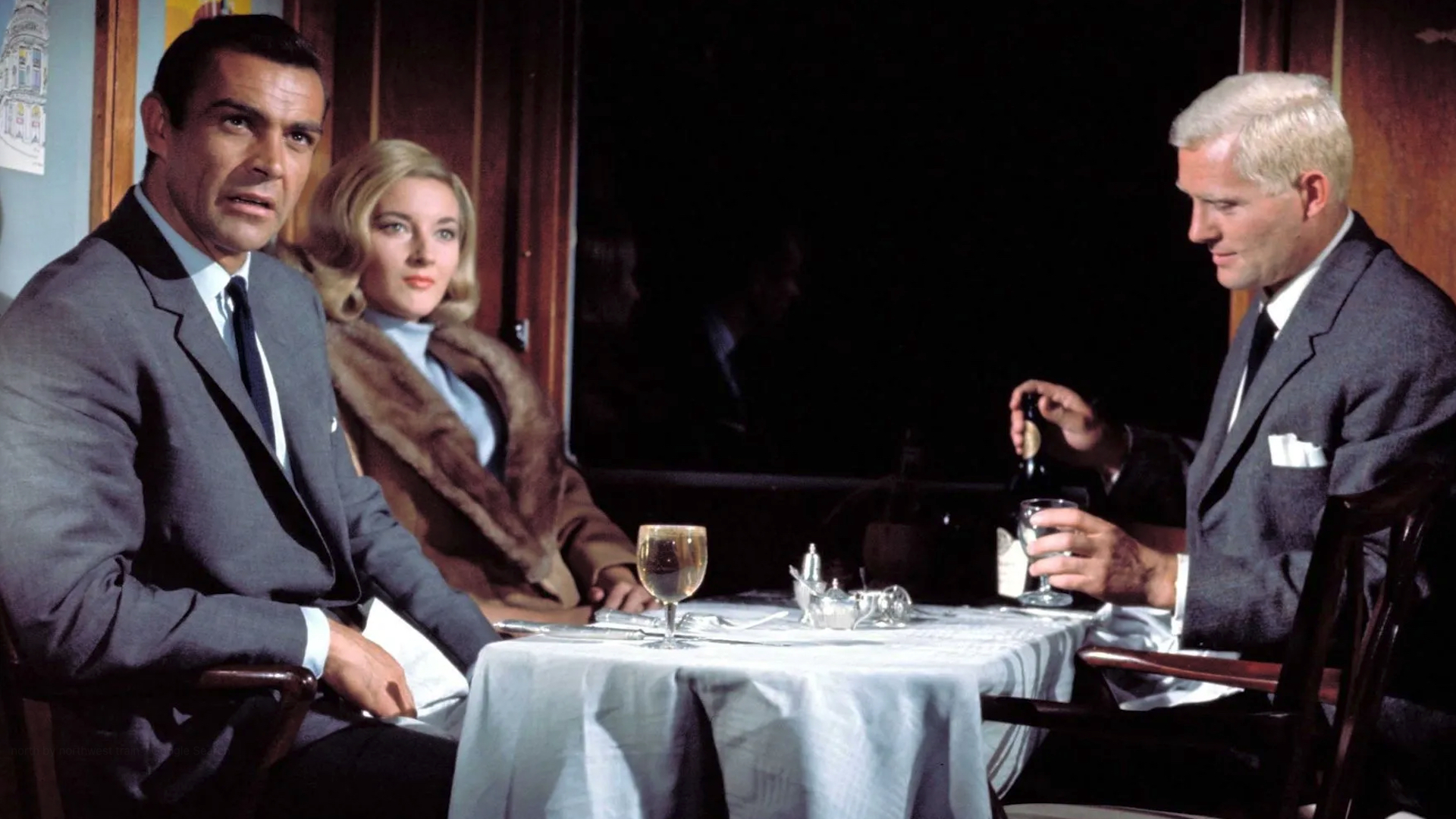 Sean Connery, Daniela Bianchi e Robert Shaw em From Russia with Love