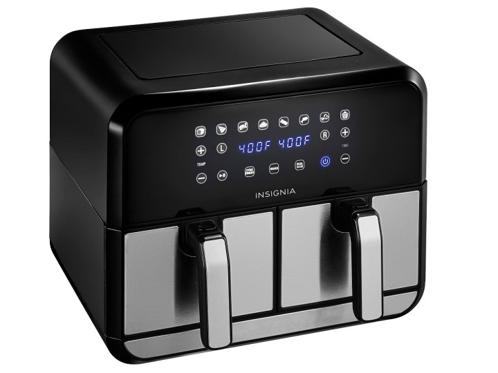 The Insignia 8-quart Digital Dual-Basket Air Fryer, with both baskets cooking at 400 degrees Fahrenheit.
