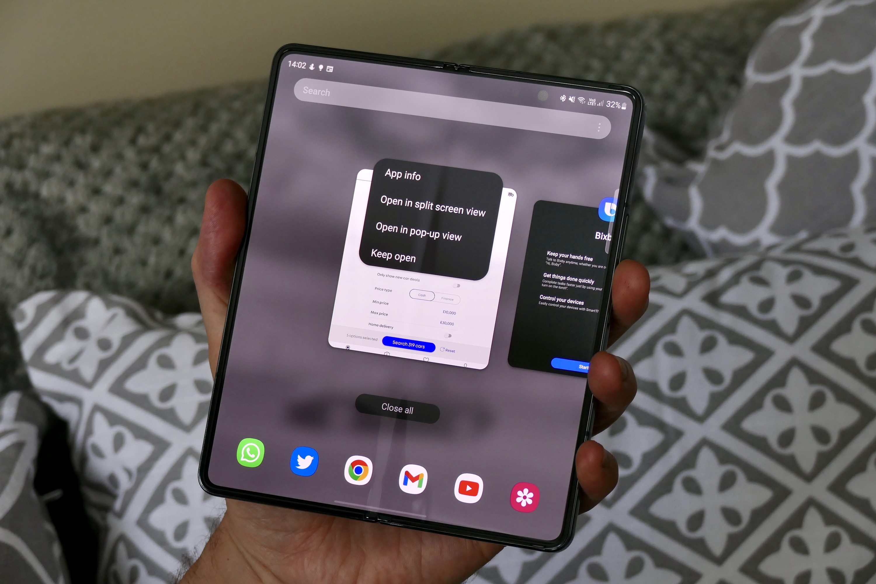 A way to open apps in multitasking mode on the Galaxy Z Fold 4.
